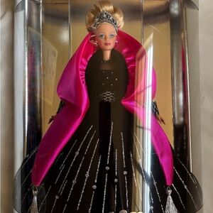 1998 Happy Holidays Barbie Special Edition doll